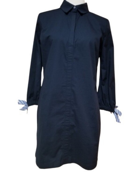 Heyton Dresses & Skirts - 🆕️⬇️LAST ONE! Heyton Navy Button Front Dress With Tie Cuff